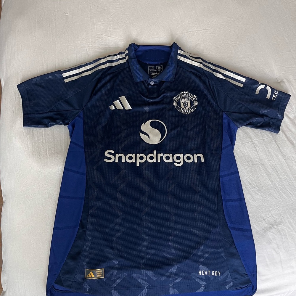 Manchester United 2024/25 Player Verson Size Medium